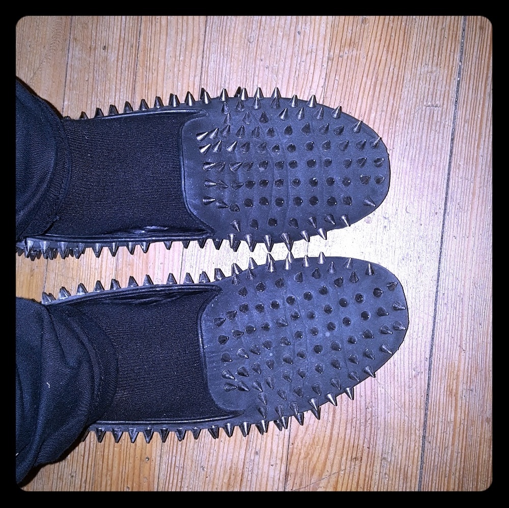 UNIF Hellraisers